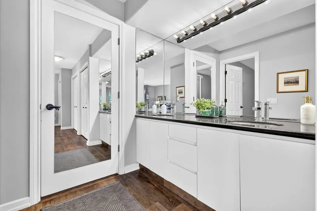 3650 2 Street SW Calgary AB T2S 1T8