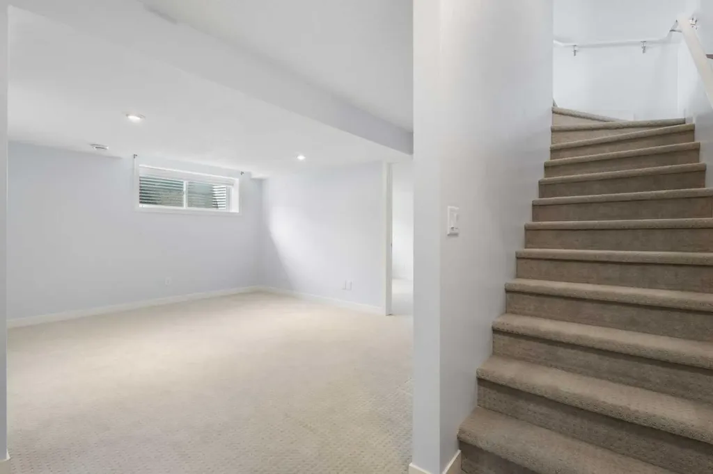 881 Sage Valley Boulevard NW Calgary AB T3R 0R3