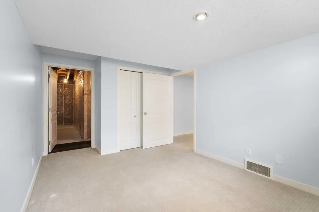 881 Sage Valley Boulevard NW Calgary AB T3R 0R3