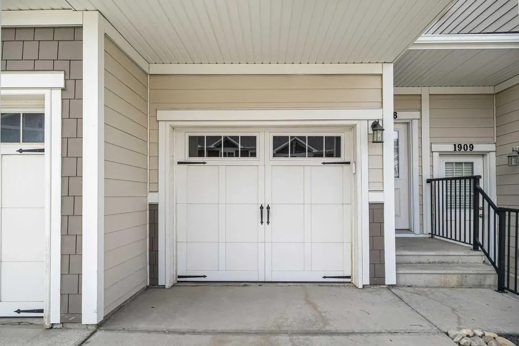 881 Sage Valley Boulevard NW Calgary AB T3R 0R3