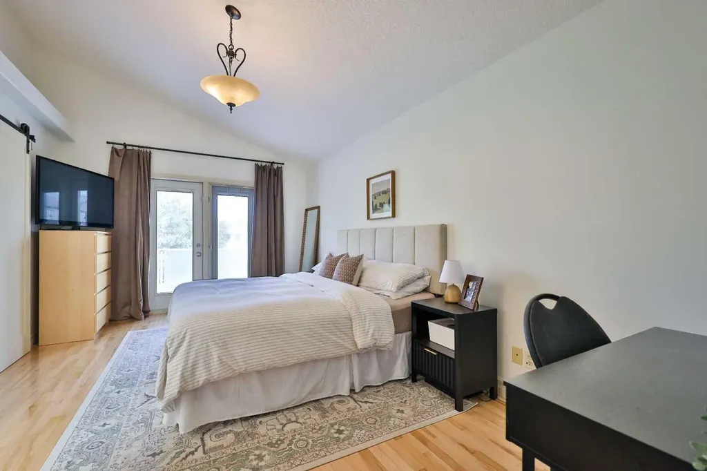 47 Fairmont Road S Lethbridge AB T1K 8C7