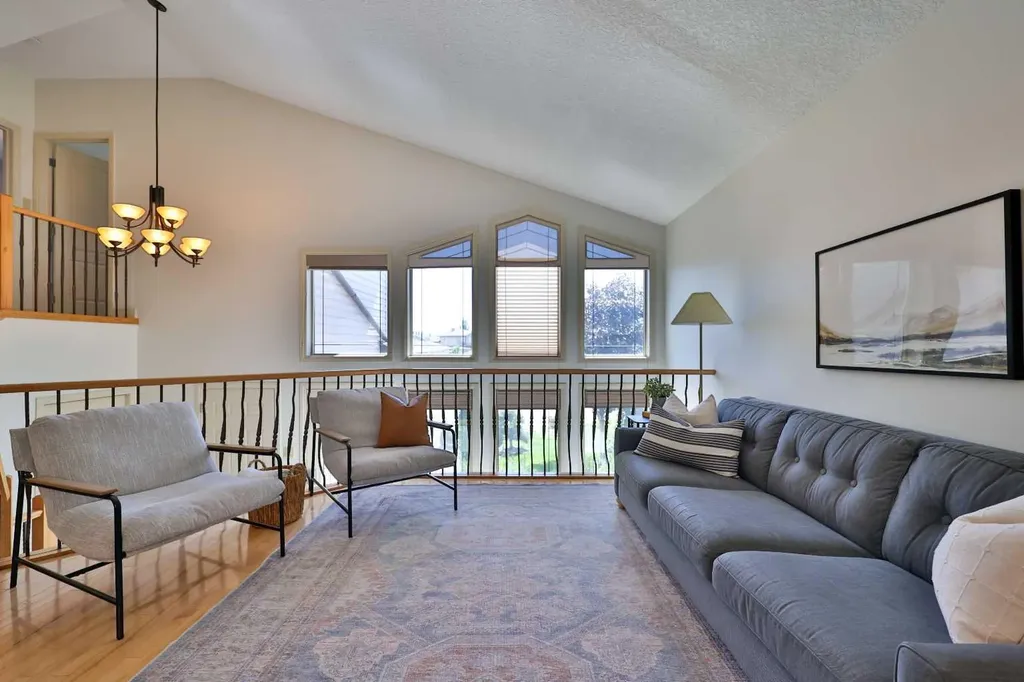 47 Fairmont Road S Lethbridge AB T1K 8C7
