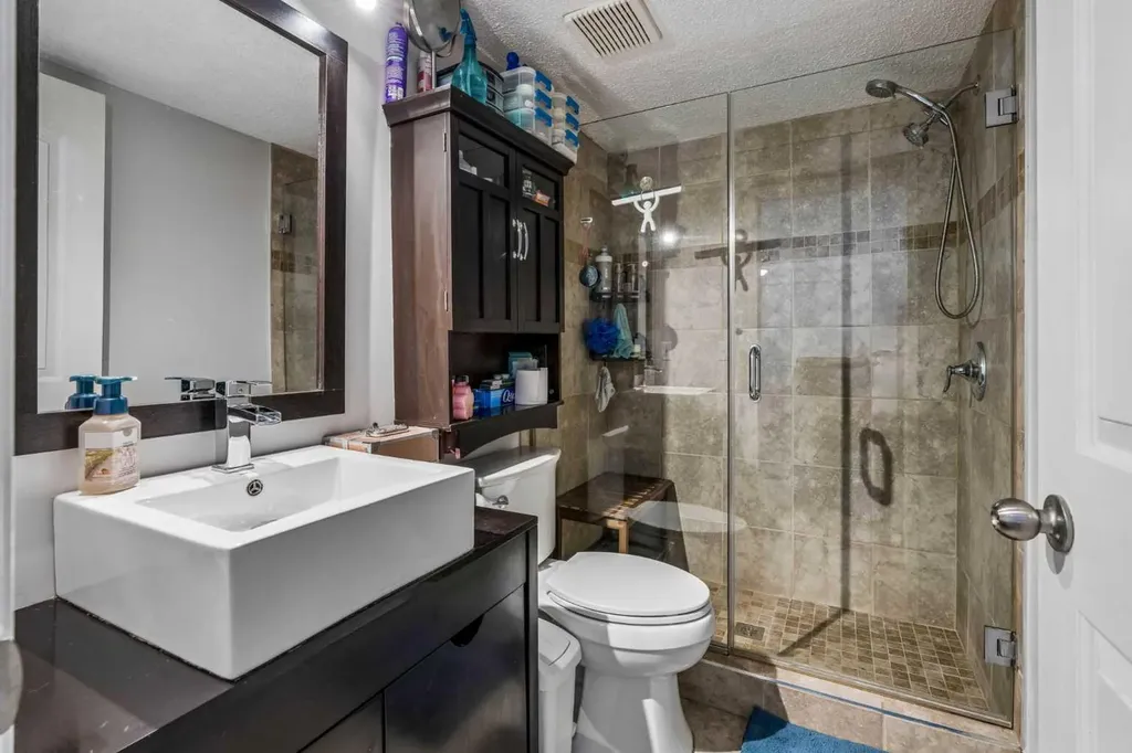 2600 66 Street NE Calgary AB T1Y7L1