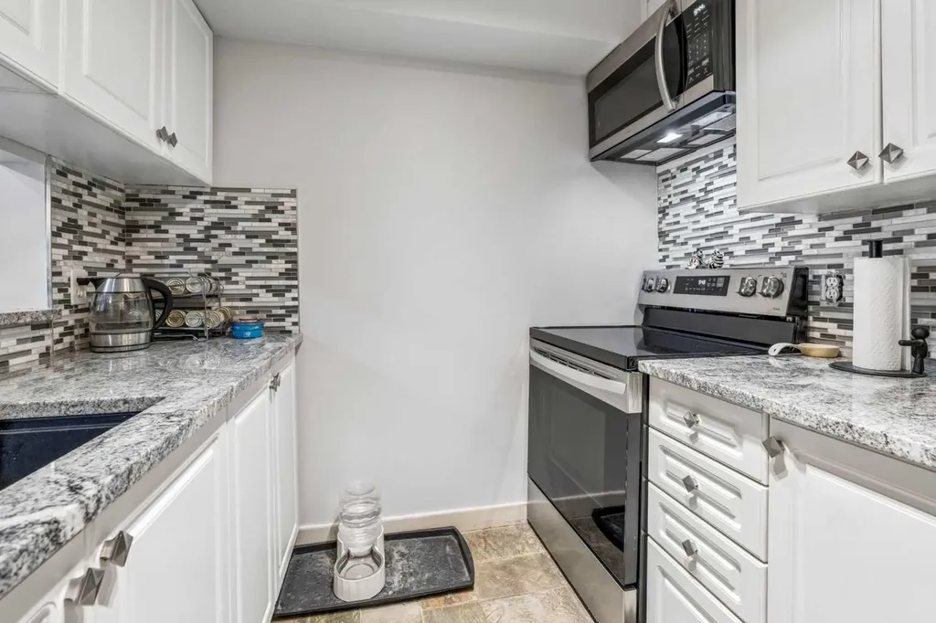 2600 66 Street NE Calgary AB T1Y7L1