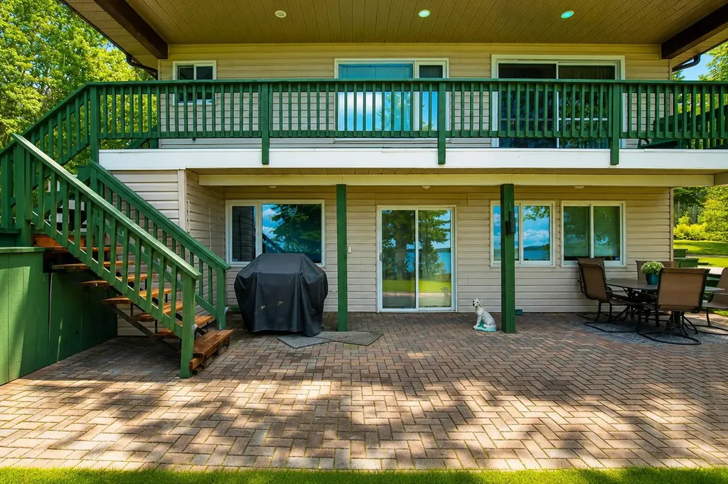1411 Juniper Road Sunbreaker Cove AB T0C0J0