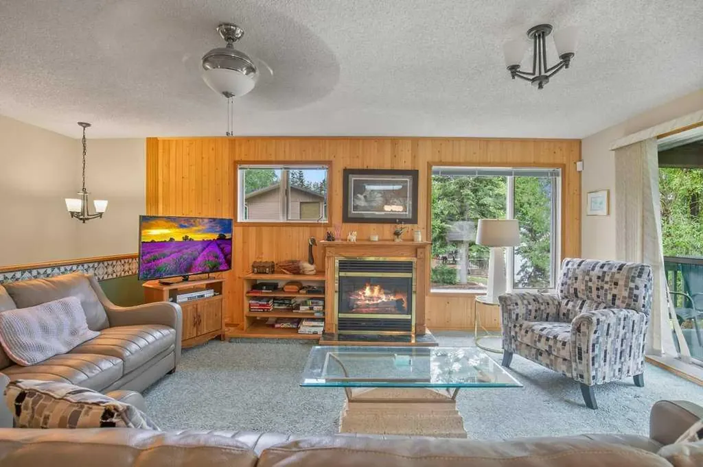 1411 Juniper Road Sunbreaker Cove AB T0C0J0