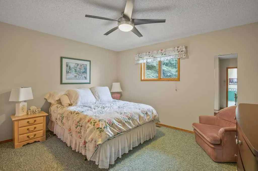 1411 Juniper Road Sunbreaker Cove AB T0C0J0