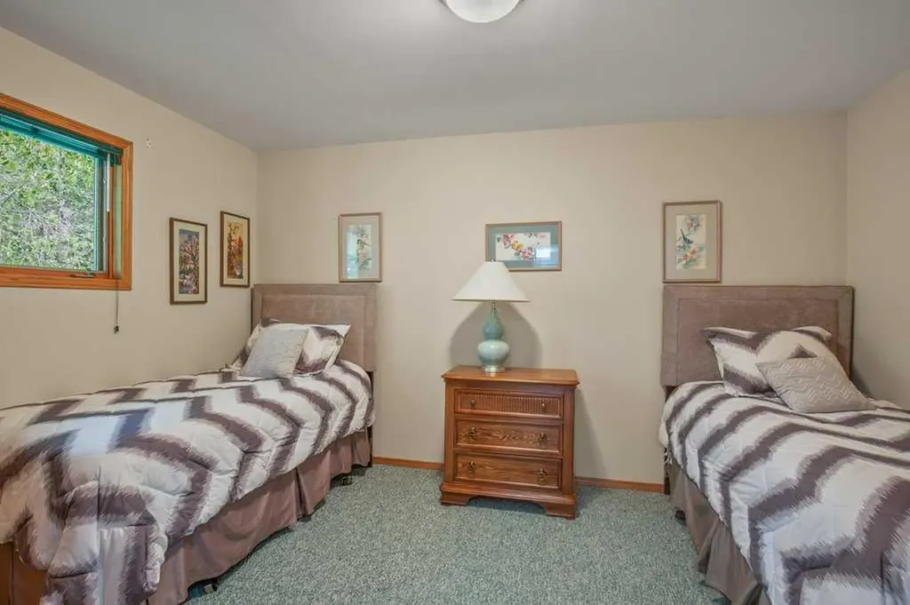 1411 Juniper Road Sunbreaker Cove AB T0C0J0