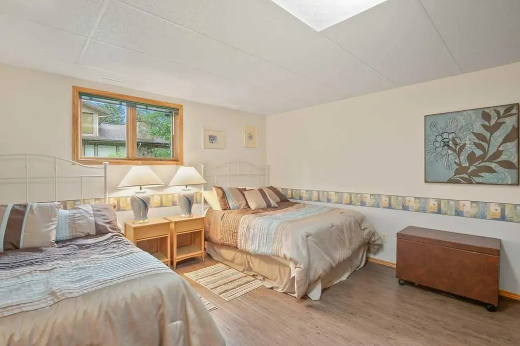 1411 Juniper Road Sunbreaker Cove AB T0C0J0