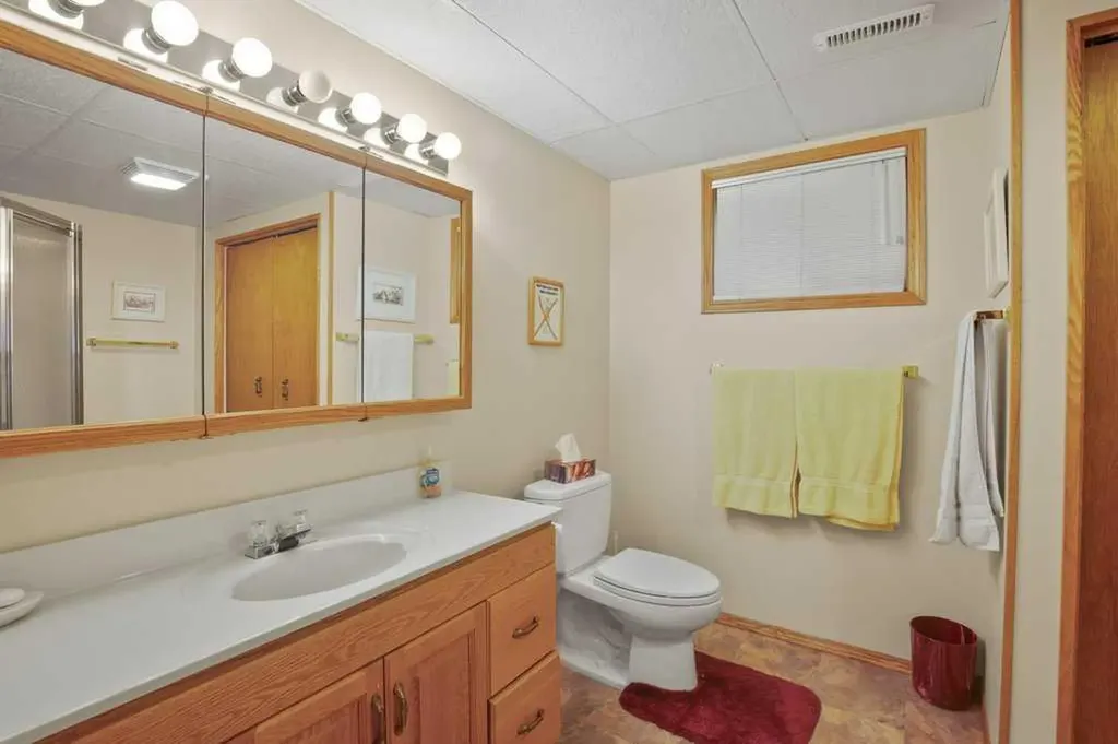 1411 Juniper Road Sunbreaker Cove AB T0C0J0