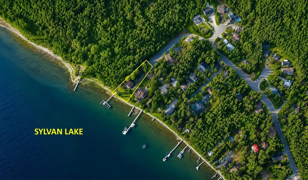 1411 Juniper Road Sunbreaker Cove AB T0C0J0