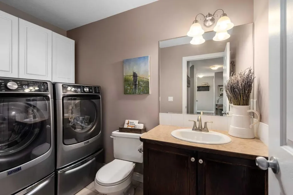 321 Bayside Place SW Airdrie AB T4B 2X5