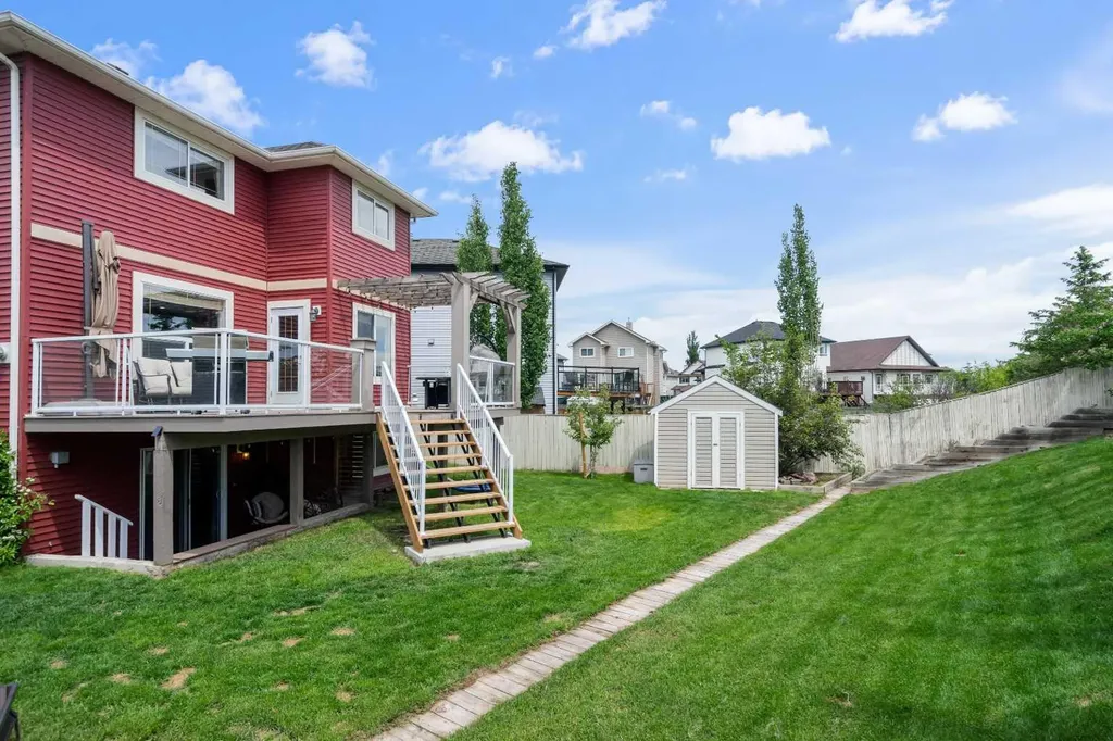 321 Bayside Place SW Airdrie AB T4B 2X5