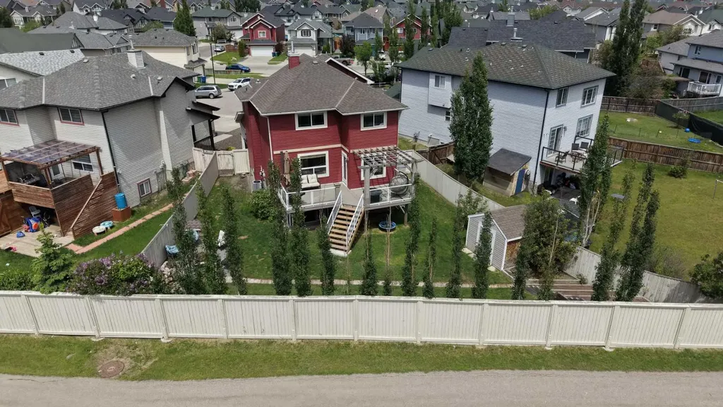 321 Bayside Place SW Airdrie AB T4B 2X5