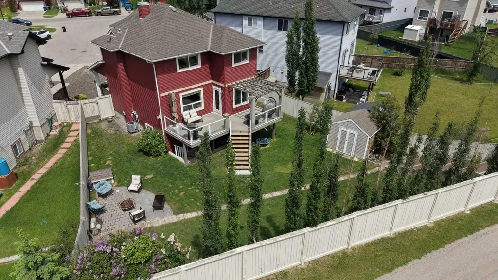 321 Bayside Place SW Airdrie AB T4B 2X5