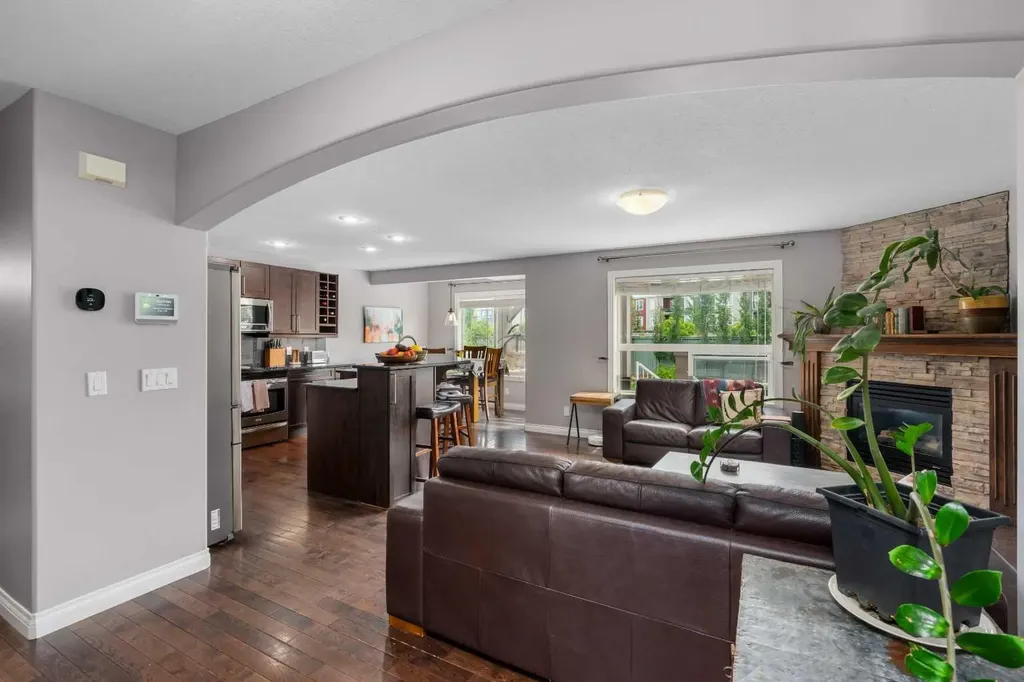 321 Bayside Place SW Airdrie AB T4B 2X5
