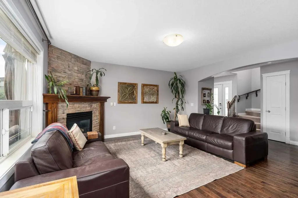 321 Bayside Place SW Airdrie AB T4B 2X5