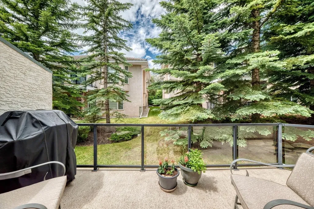 100 Signature Way SW Calgary AB T3H 2X9