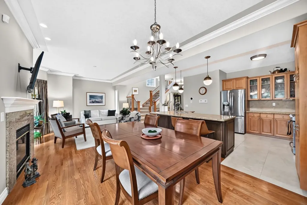 100 Signature Way SW Calgary AB T3H 2X9