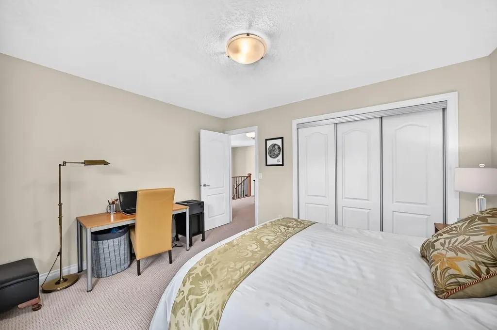 100 Signature Way SW Calgary AB T3H 2X9
