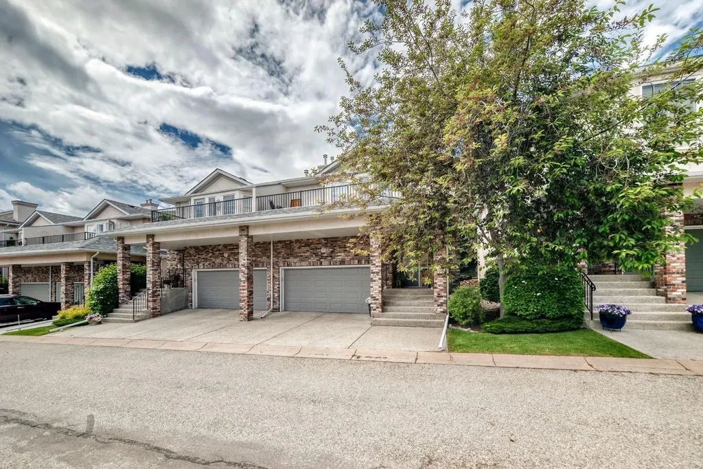 100 Signature Way SW Calgary AB T3H 2X9