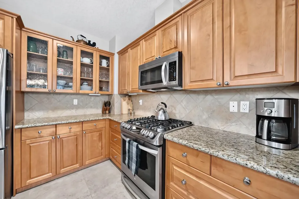 100 Signature Way SW Calgary AB T3H 2X9