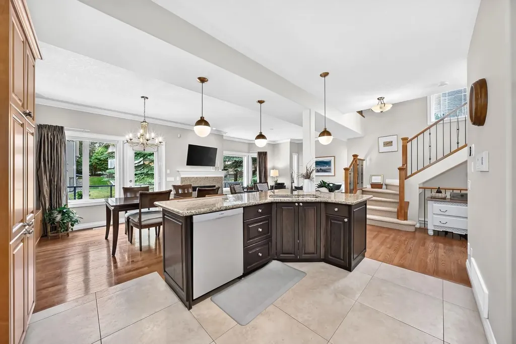 100 Signature Way SW Calgary AB T3H 2X9