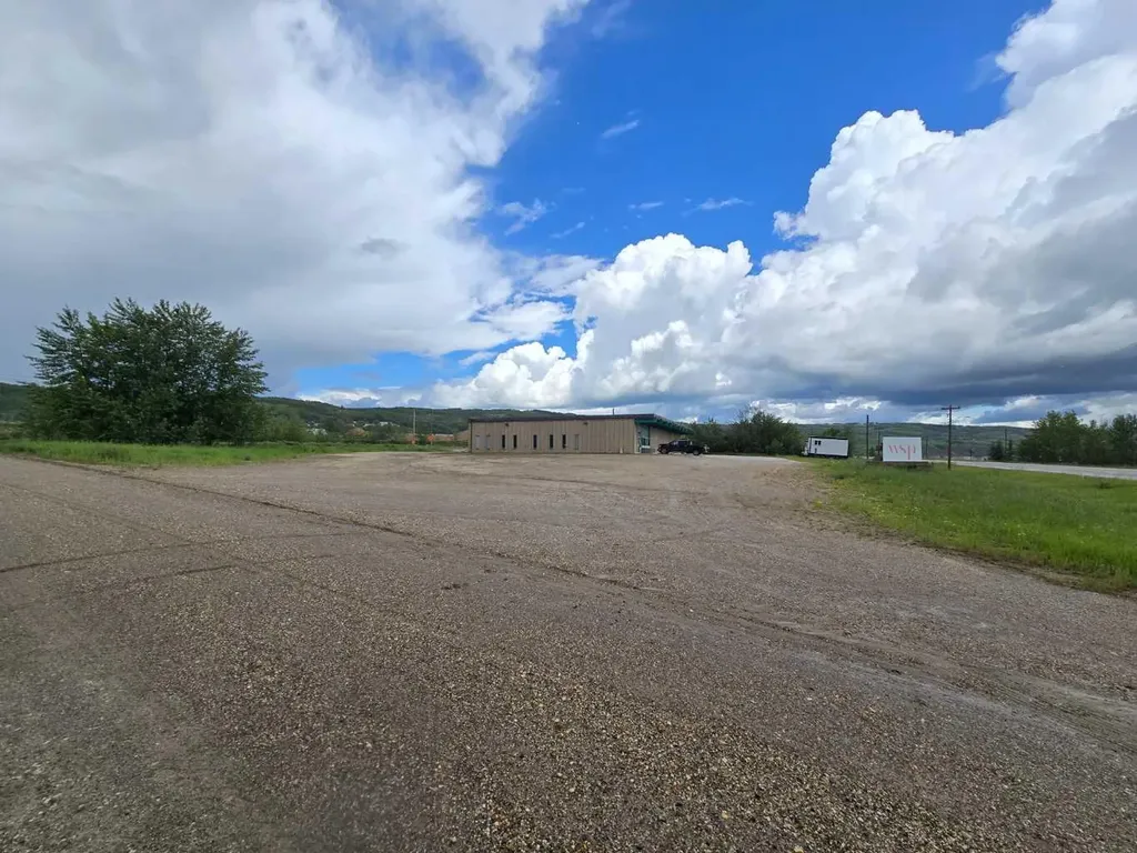 9020 90 Street Peace River AB T8S 1S2