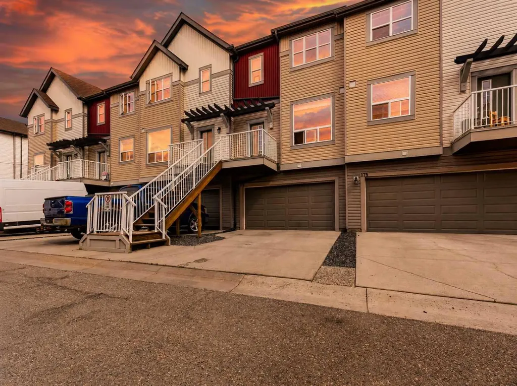 179 Copperstone Cove SE Calgary AB T2Z 0L3