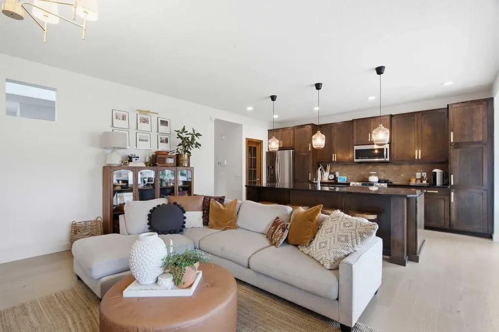 23 Cranridge Crescent SE Calgary AB T3M 0J2