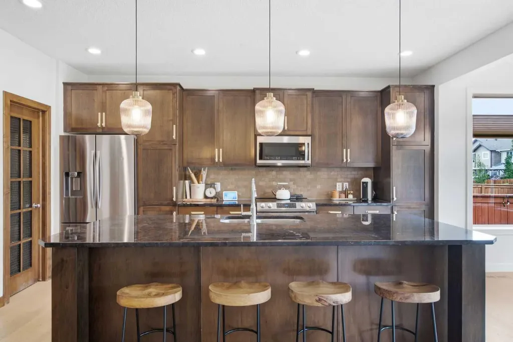 23 Cranridge Crescent SE Calgary AB T3M 0J2
