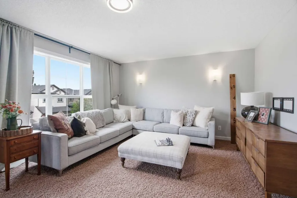 23 Cranridge Crescent SE Calgary AB T3M 0J2