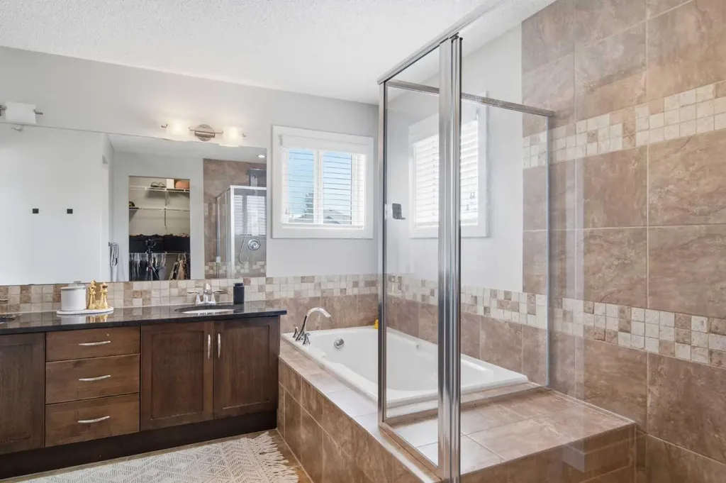 23 Cranridge Crescent SE Calgary AB T3M 0J2