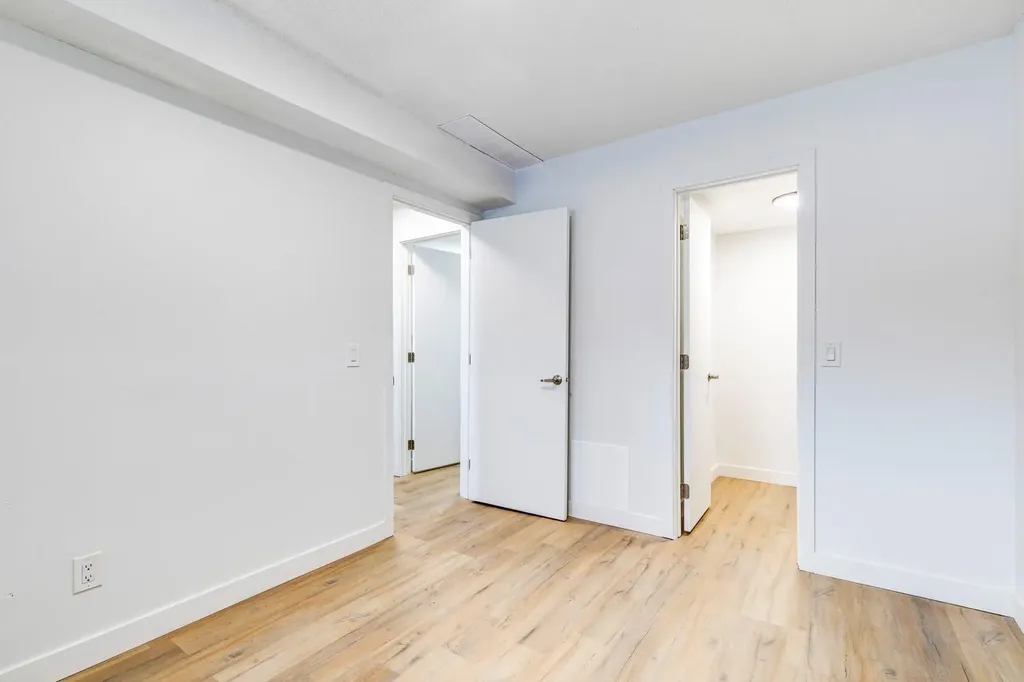 1415 44 Street SE Calgary AB T2A 5E6
