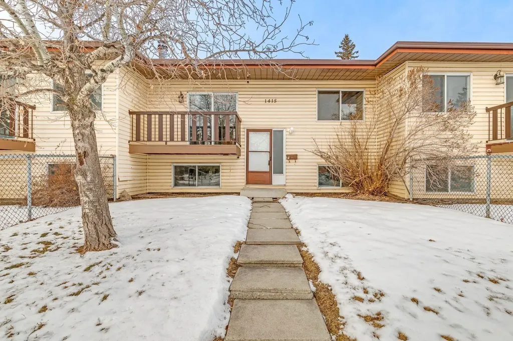1415 44 Street SE Calgary AB T2A 5E6