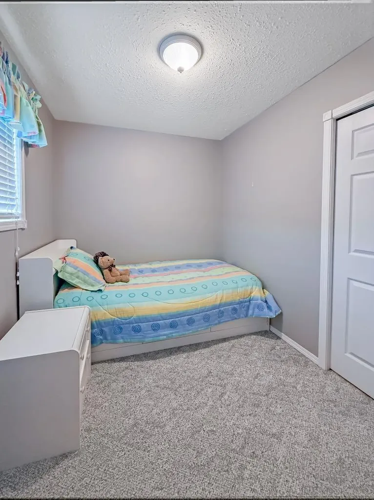 4305 47 Avenue Mayerthorpe AB T0E 1N0