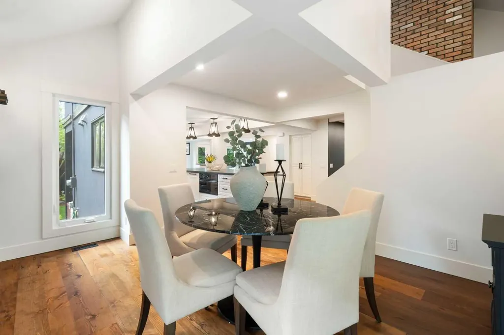 1209 Riverdale Avenue SW Calgary AB T2S 0Z1