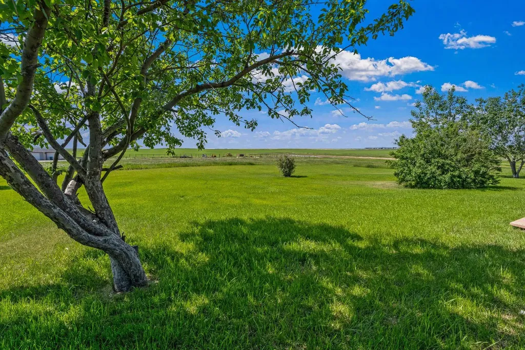 285021 Township Road 252 Rural Rocky View County AB T2E 8K4