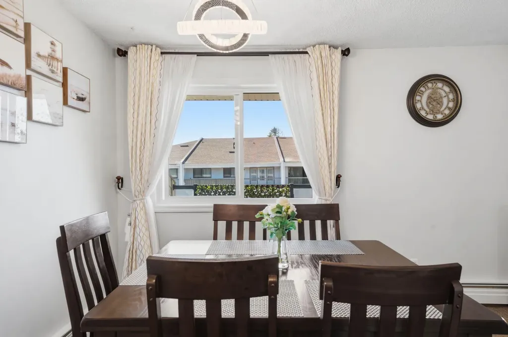 617 56 Avenue SW Calgary AB T2V 0G9