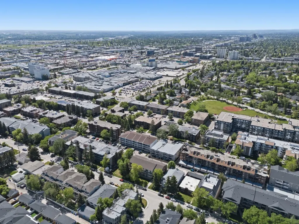 617 56 Avenue SW Calgary AB T2V 0G9