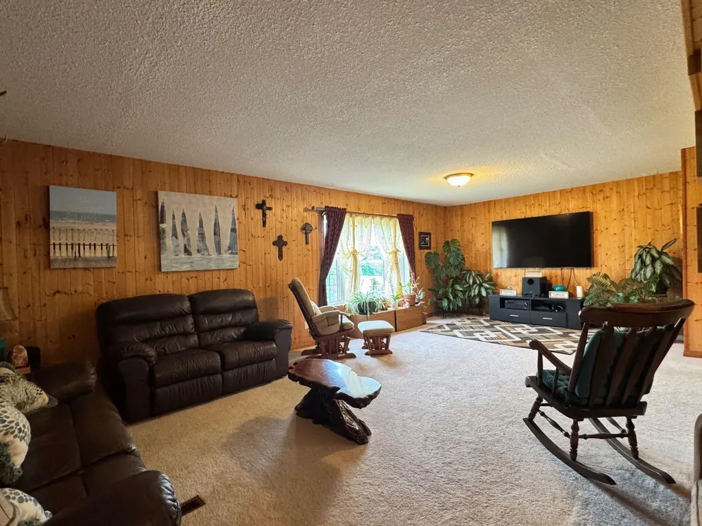 10208 113 Street Fairview AB T0H 1L0