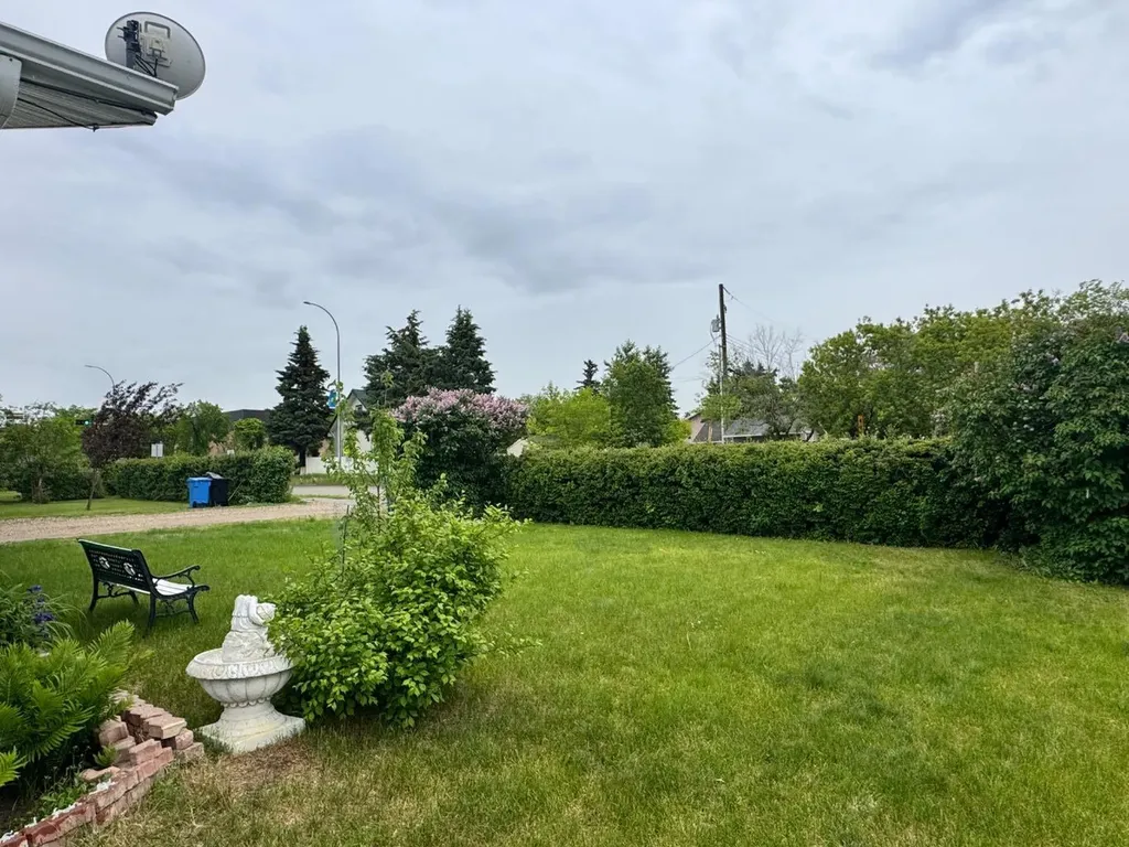 10208 113 Street Fairview AB T0H 1L0