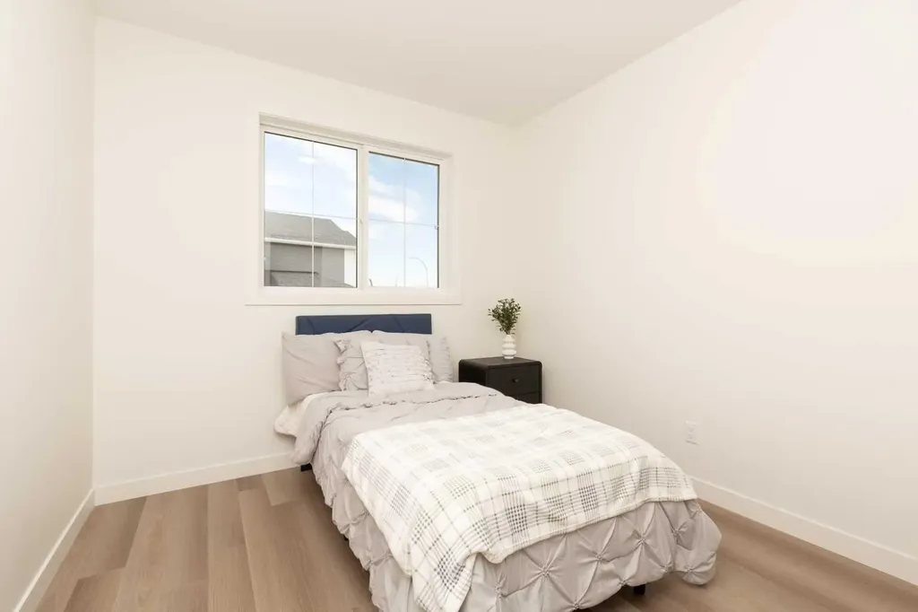 1612 Sixmile View S Lethbridge AB T1K 8J2
