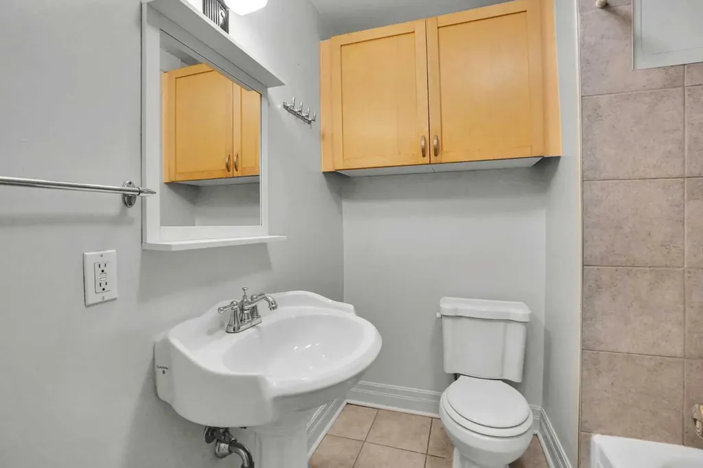 330 19 Avenue SW Calgary AB T2S 0C9