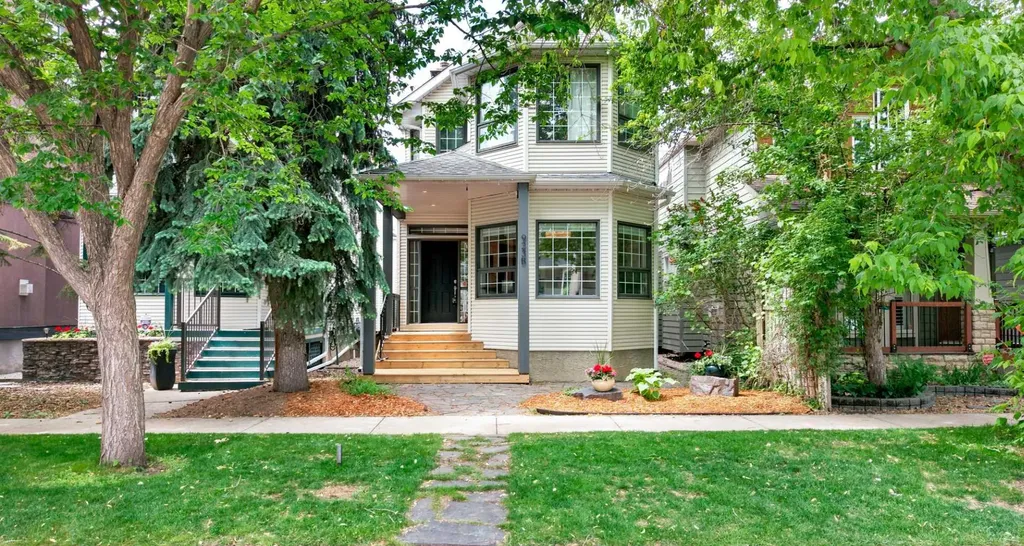 923B 4a Street NW Calgary AB T2N 1P8