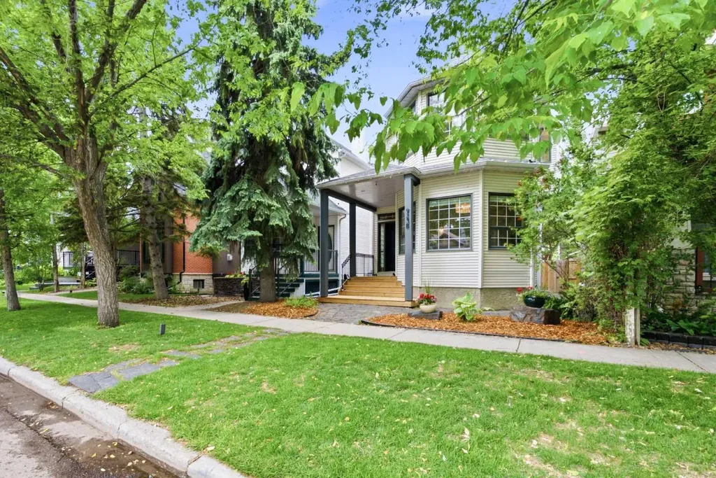 923B 4a Street NW Calgary AB T2N 1P8