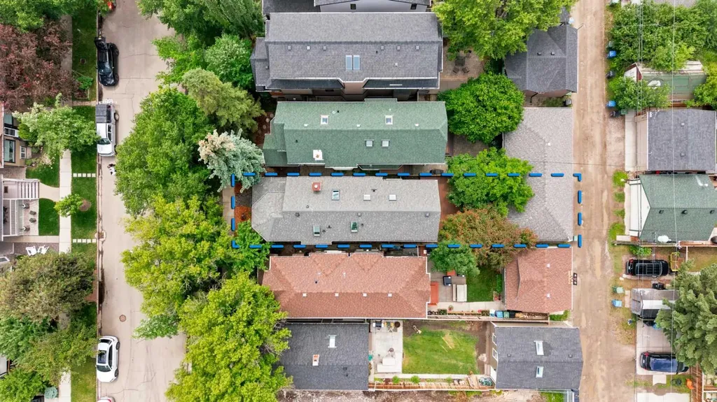 923B 4a Street NW Calgary AB T2N 1P8