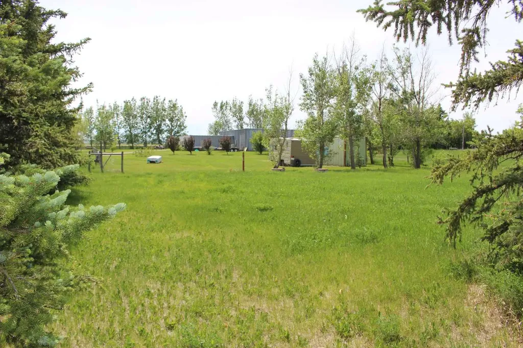 61048 Highway 844 Raymond AB T0K 2S0