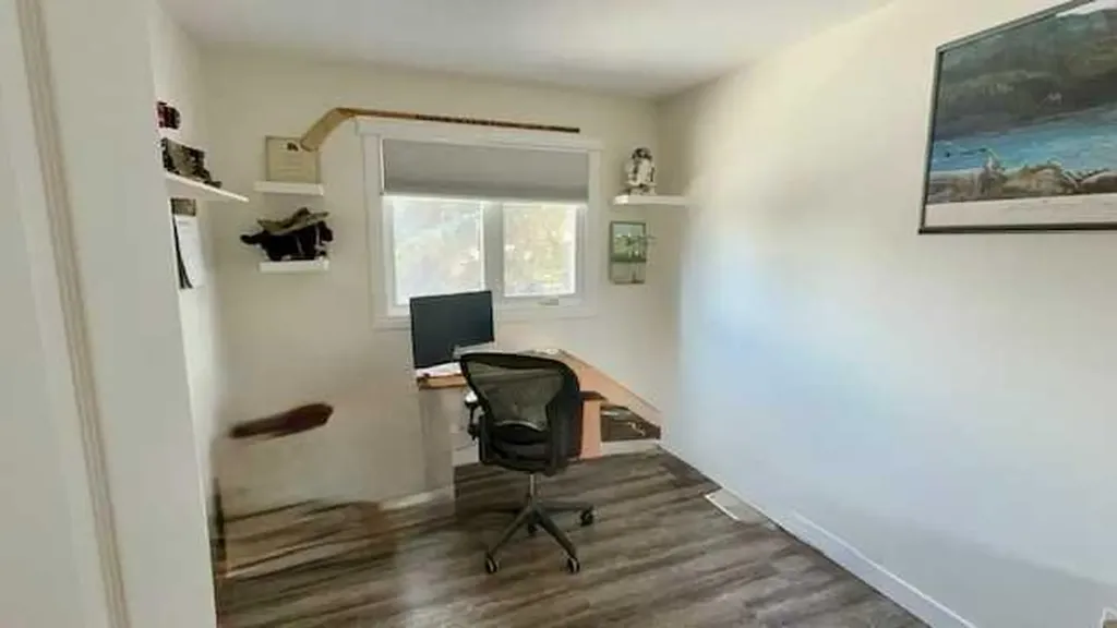 1506 1 Avenue NW Drumheller AB T0J 0Y1