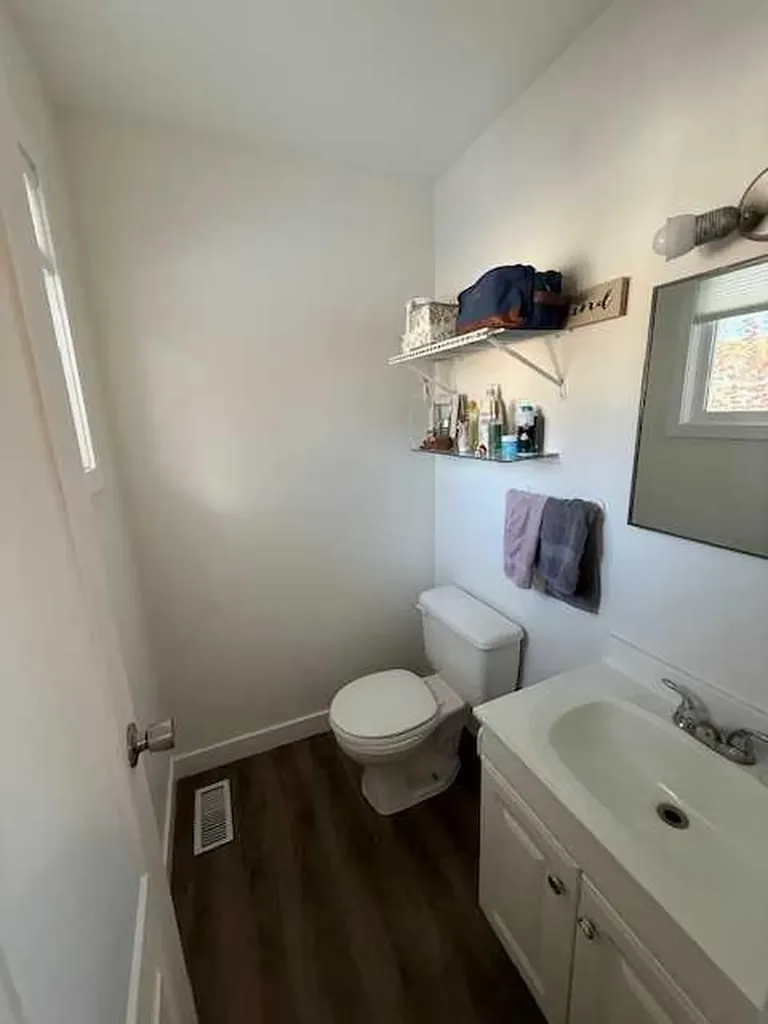 1506 1 Avenue NW Drumheller AB T0J 0Y1
